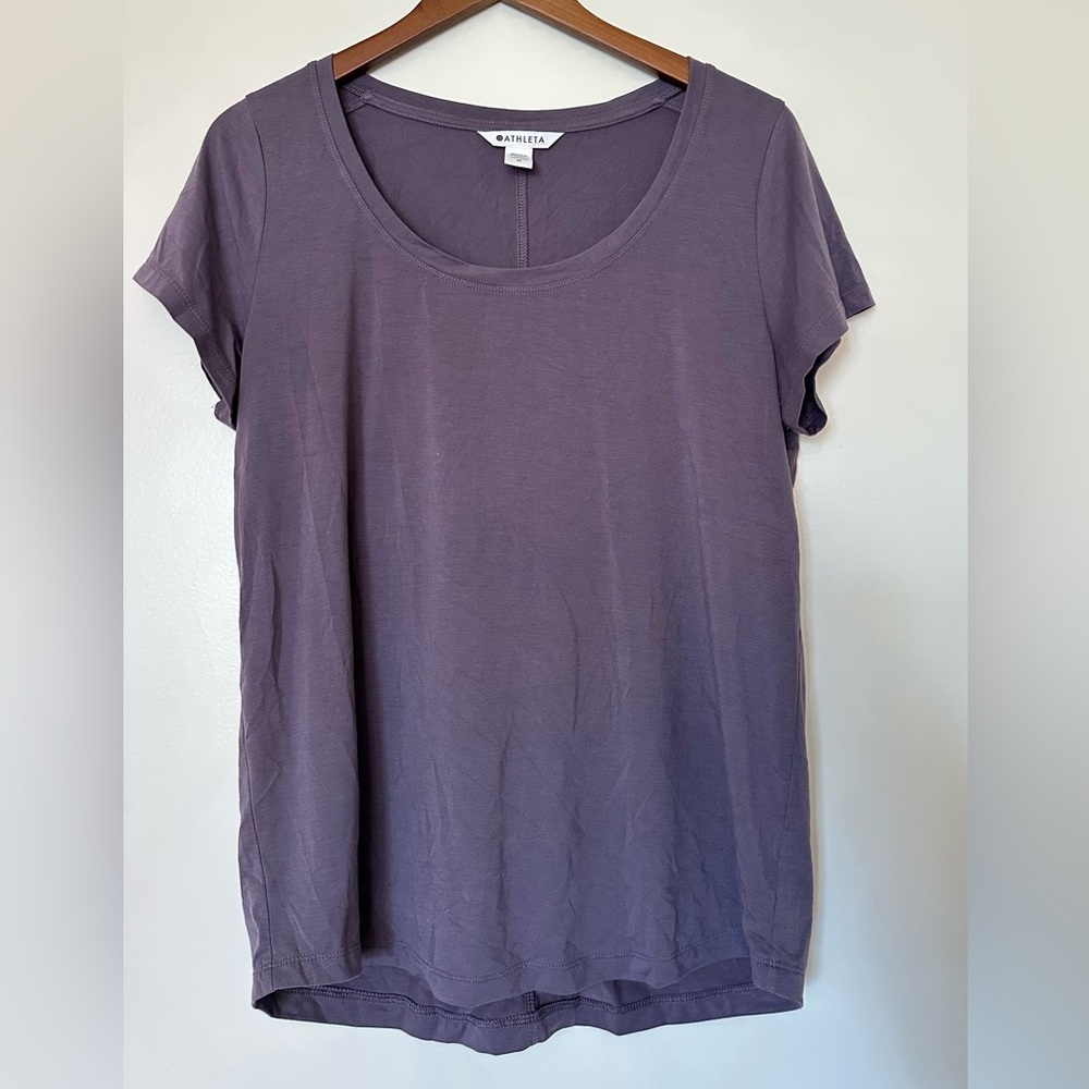 Athletic short sleeved dusty purple Athleta top